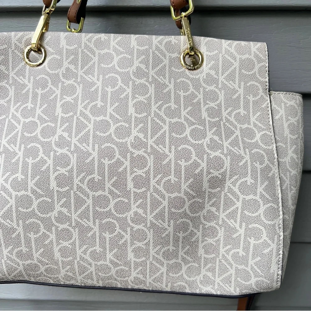 Calvin Klein Sonoma Satchel Crossbody Bag Adjustable Strap Shoulder bag Khaki
